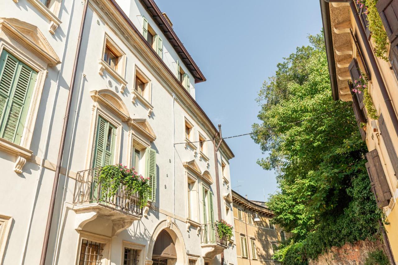 Domus Verona - Residenza Merici エクステリア 写真