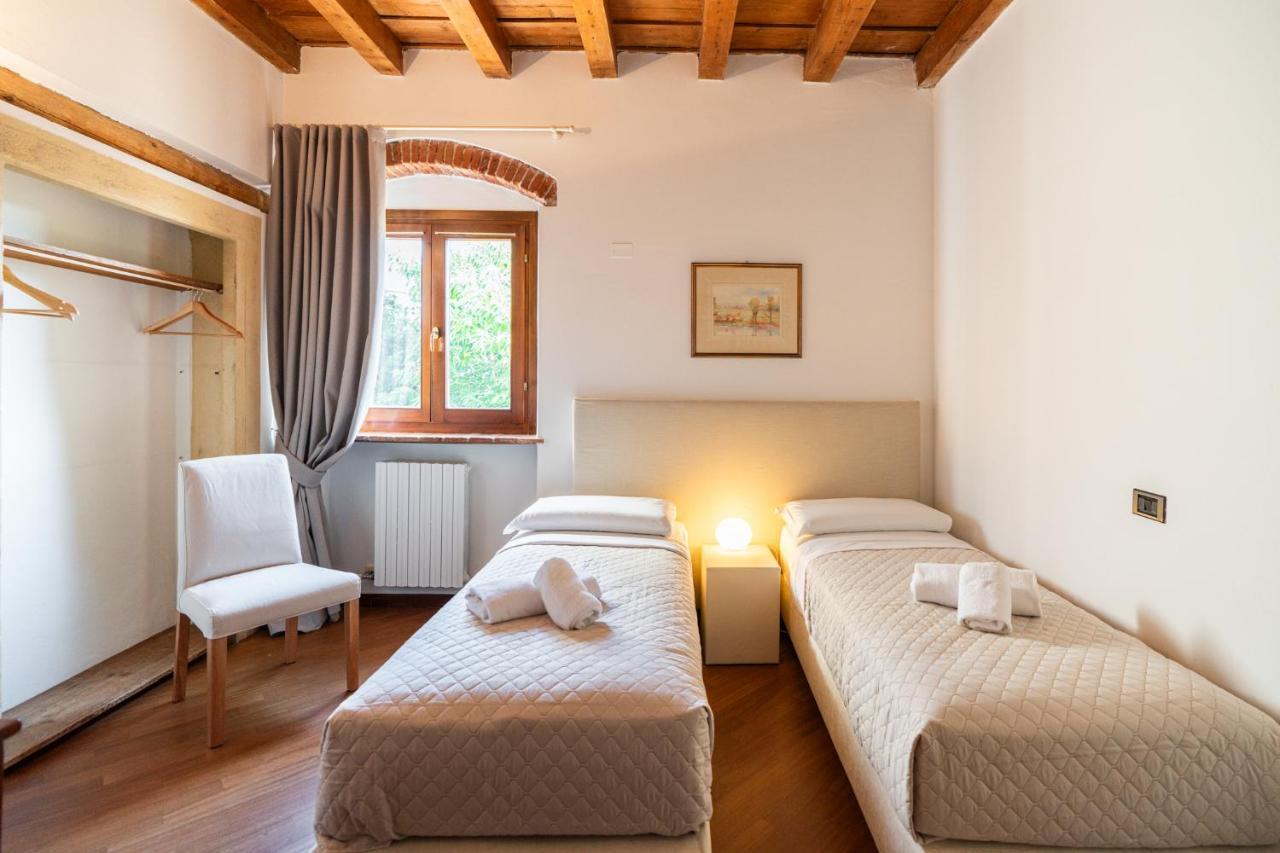 Domus Verona - Residenza Merici エクステリア 写真
